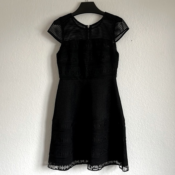 ❄️Holiday Dress❄️ Nicole Miller Black Eyelet Cocktail Dress A-Line - Picture 2 of 9